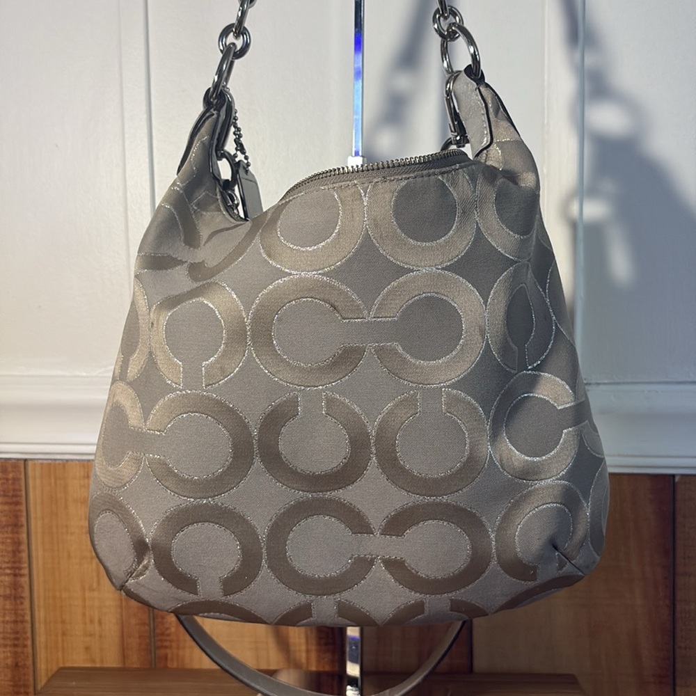 Coach Grey & Silver Signature Shoulder Bag with Wallet(102B) - Picture 9 of 10